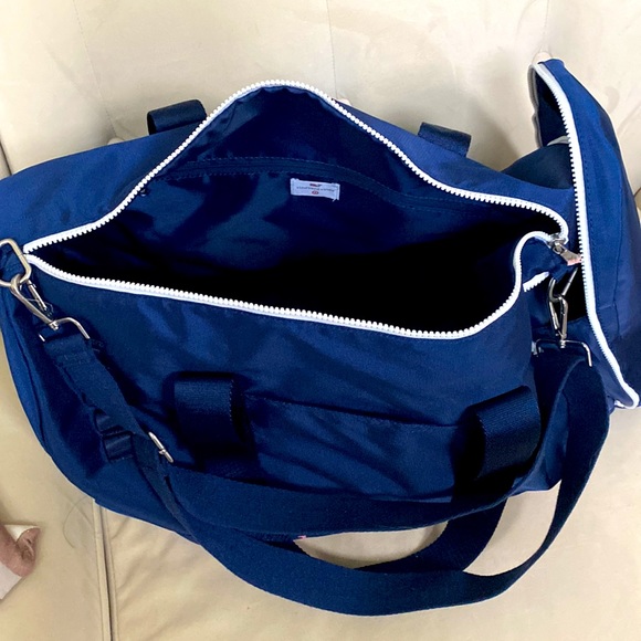 Vineyard Vines for Target Duffel Bag - Picture 5 of 5